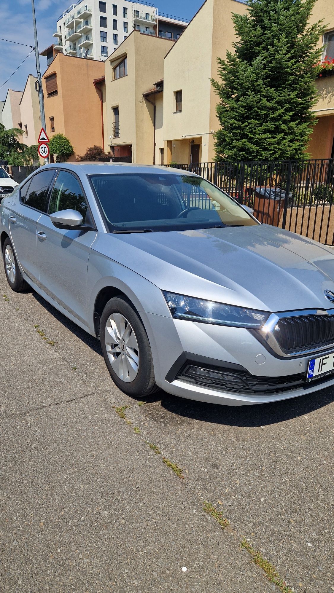 Vând Skoda Octavia 4 impecabila cu istoric si revizii in reprezentanta