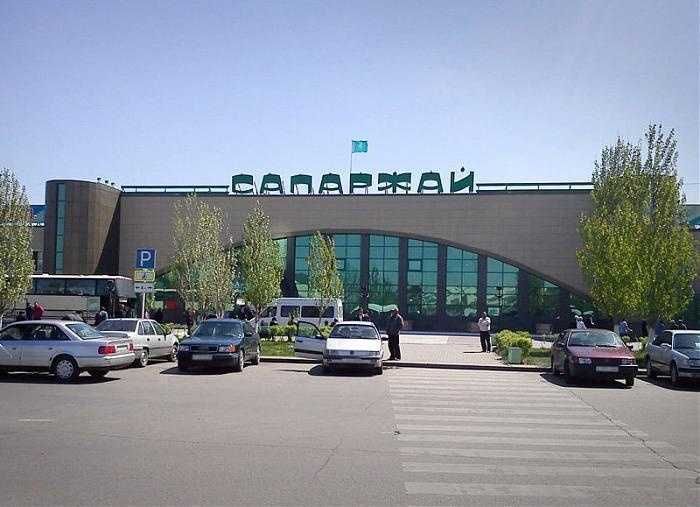 Здание автовокзала "Сапаржай".