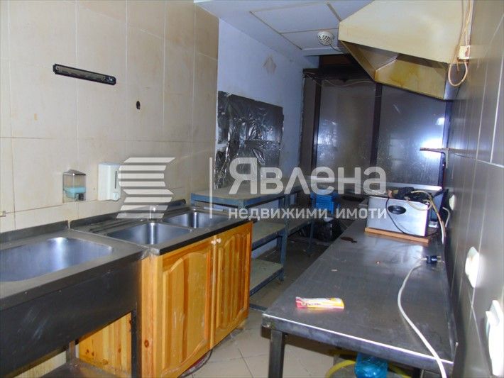Продава се Заведение в Бургас, Възраждане - 108 кв.м за 1389 €/кв.м - Снимка #3