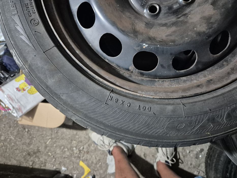 Oferă Jante 5x112 19'' - OEM VW Golf Passat Touran Sharan cu anvelope