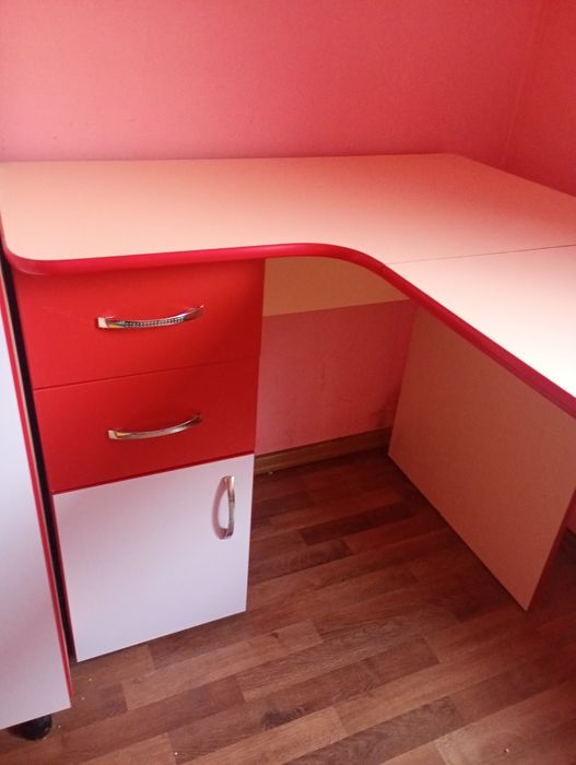 Vand mobila fete, dulap, pat, birou