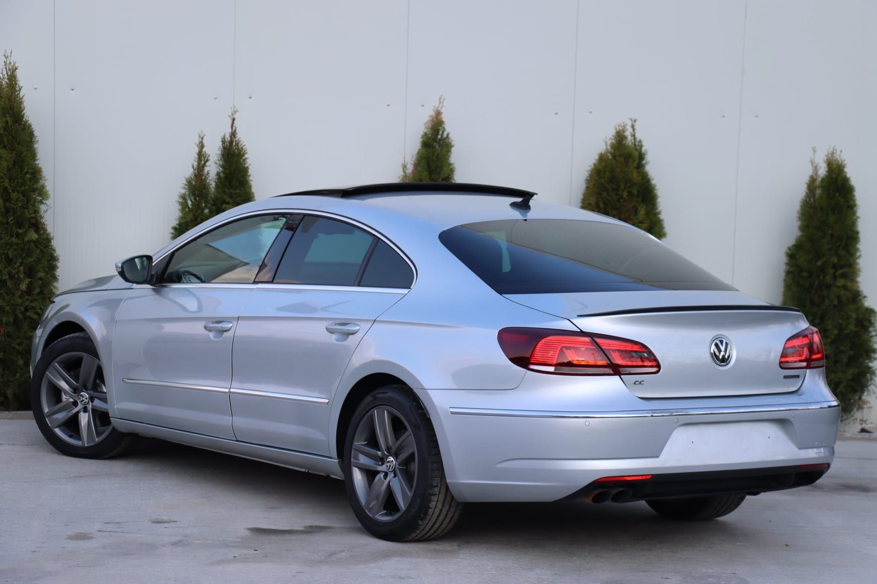 VW Passat CC Facelift 2012/07 2.0 D Automat DSG 5 LOCURI