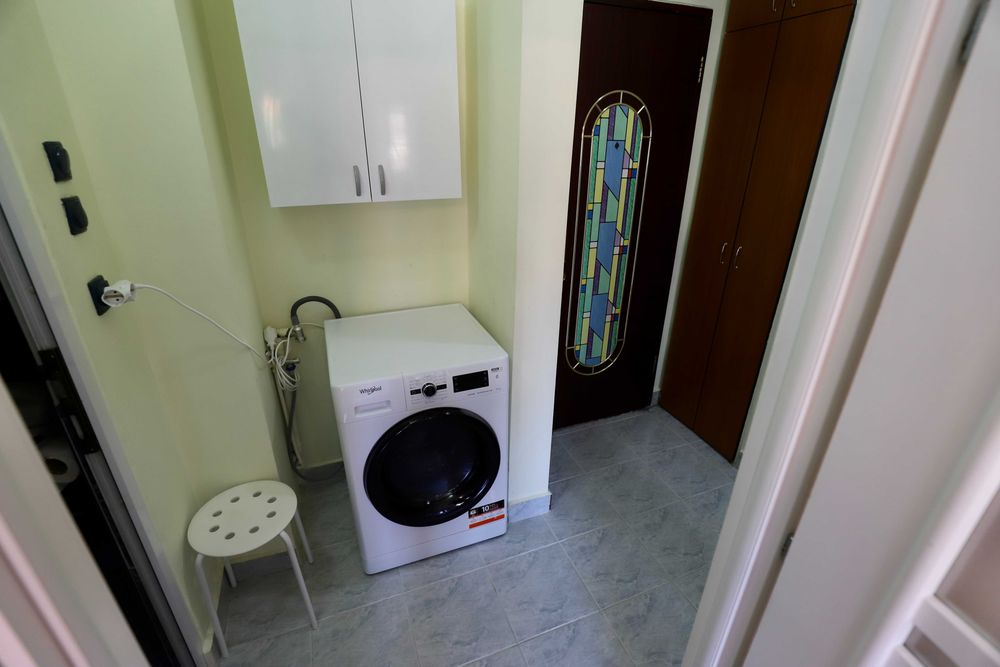 Apartament cu o camera 31 mp decomandat Et 1 Iosia de vanzare