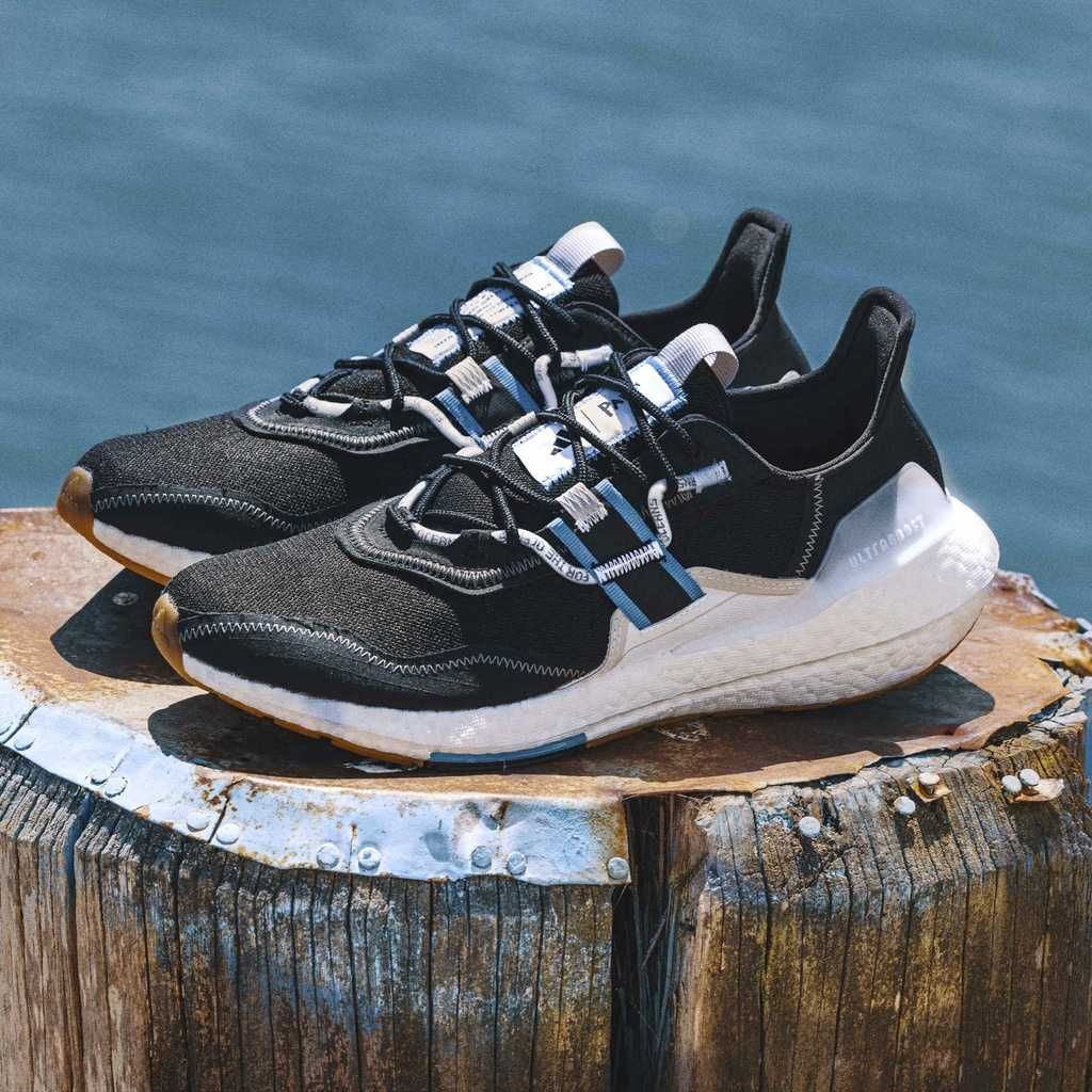 Оригинални маратонки * ADIDAS ULTRABOOST 22 PARLEY * EU38 2/3