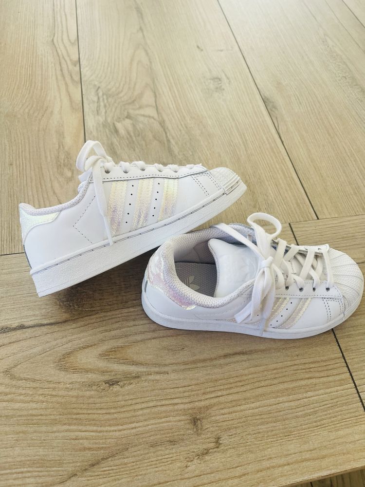 ADIDAS Originals