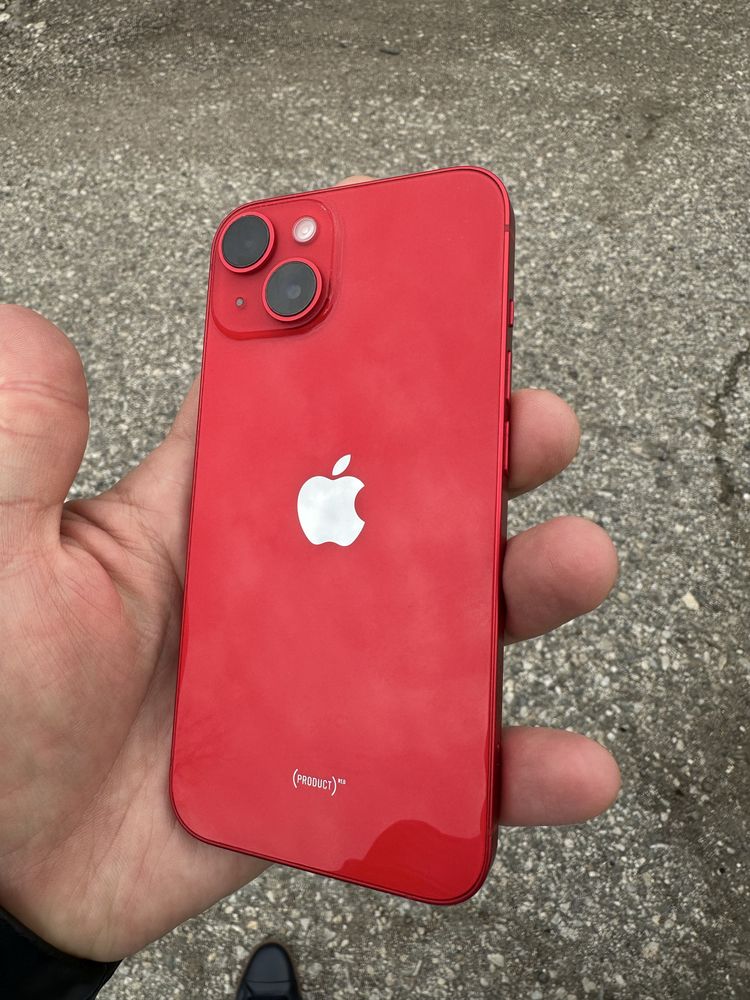 iPhone 14 256GB Като НОВ с кейс и протектор батерия 86%.
