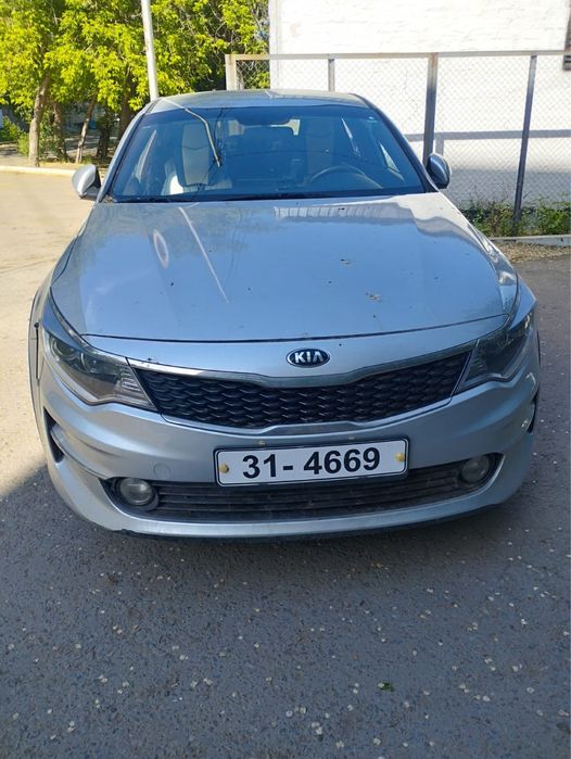 Продам машину КИО К5