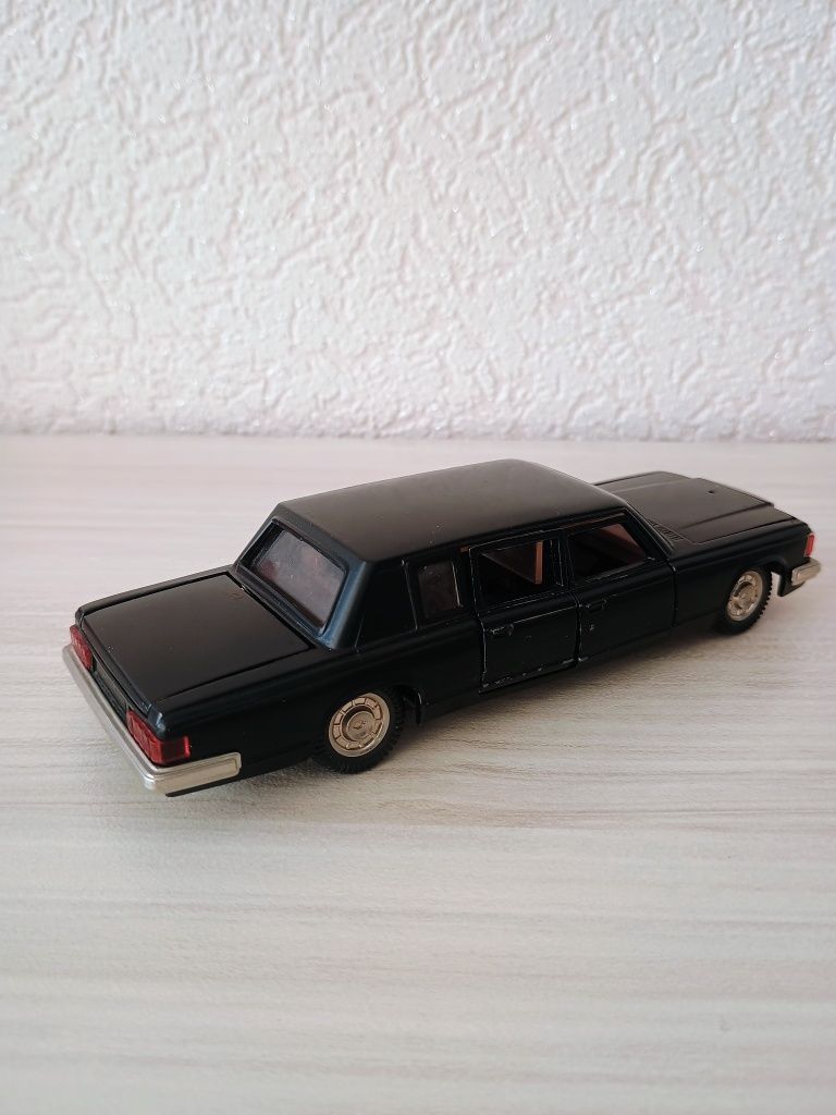СССР модел ЗИЛ - 115