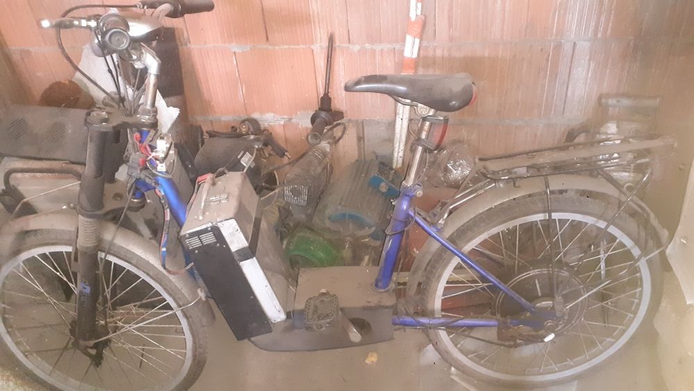 Bicicletă electrică