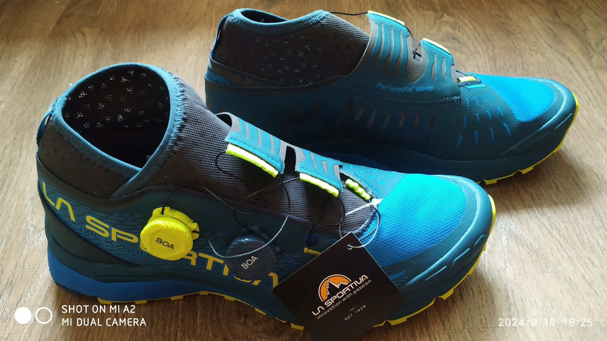 La Sportiva Jackal 2 Boa Storm Blue/Lime Punch 44,5