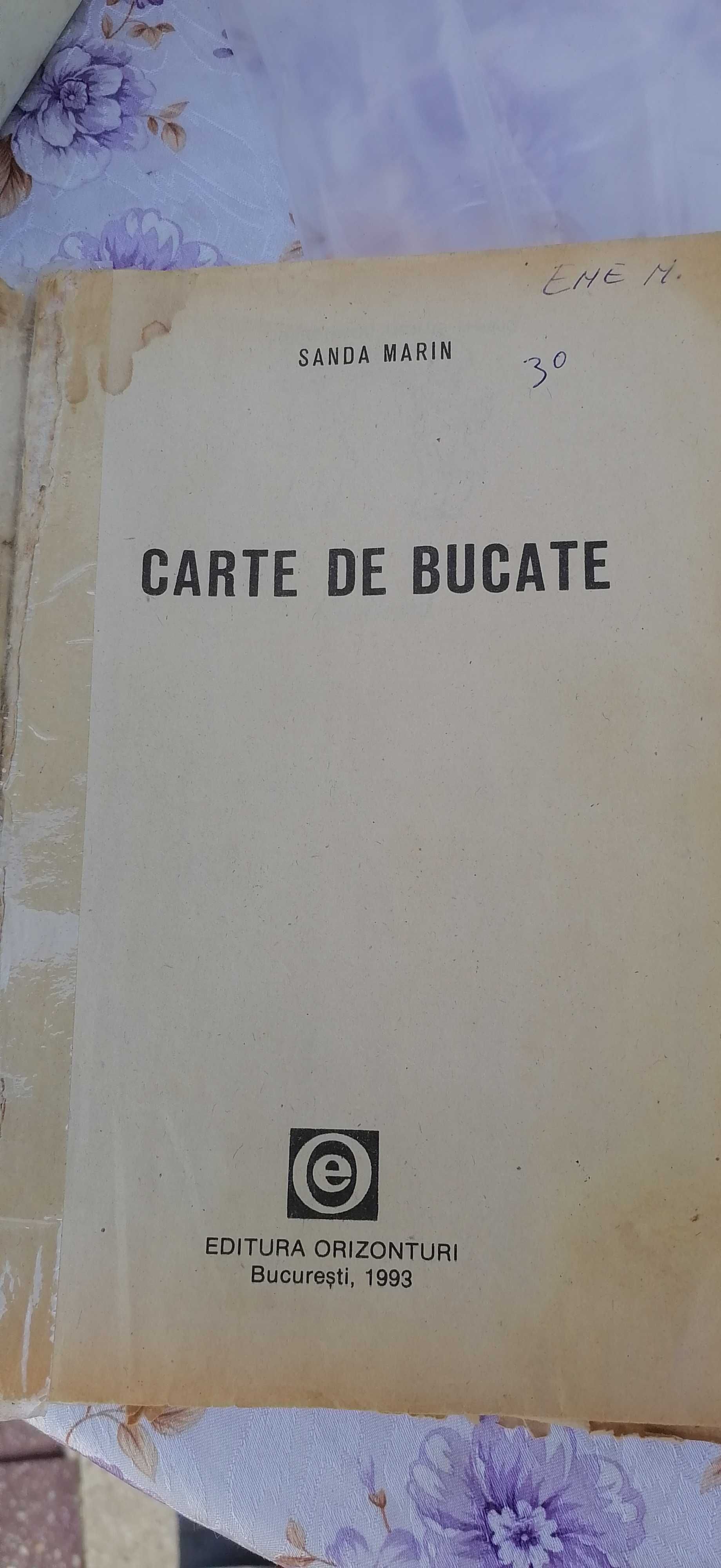 carti  de  bucate 3 buc.  220 toate