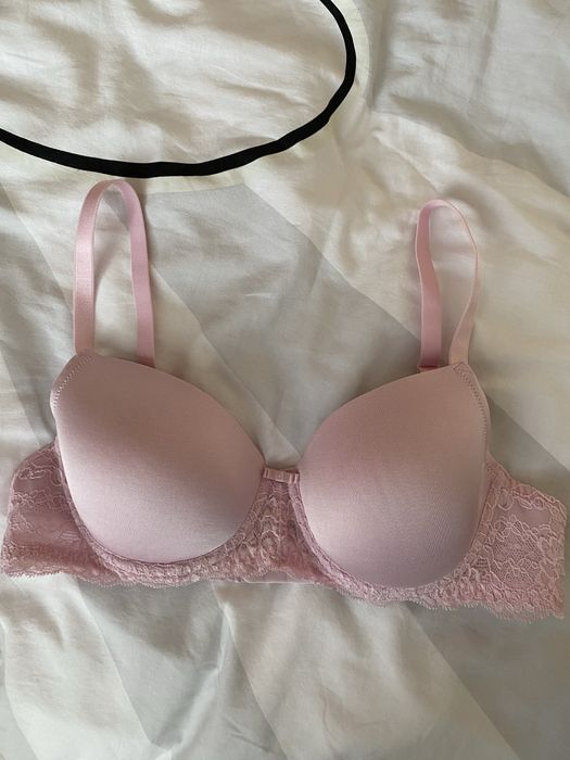 Сутиени и нощници