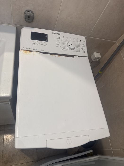 Отдам бесплатно стиральну машинку на запчасти