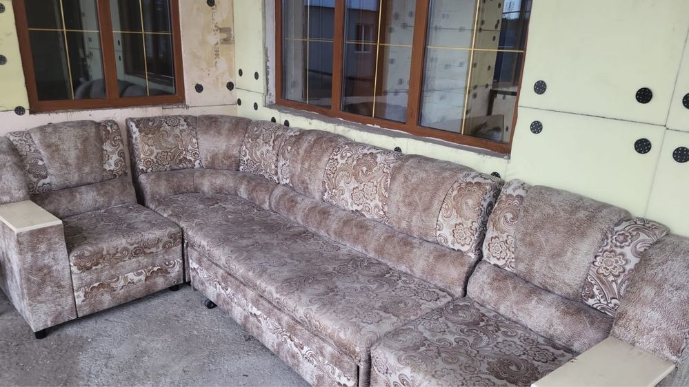 Продам диван в хорошем состоянии