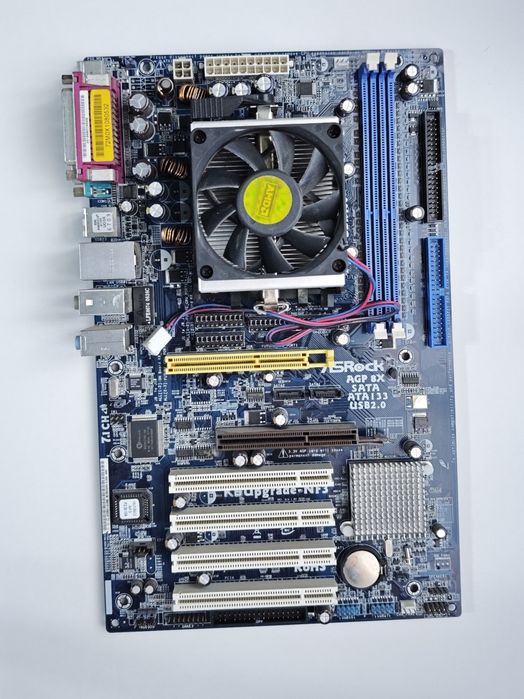 Placa de baza ASRock AGP 8X SATA ATA133 USB 2.0