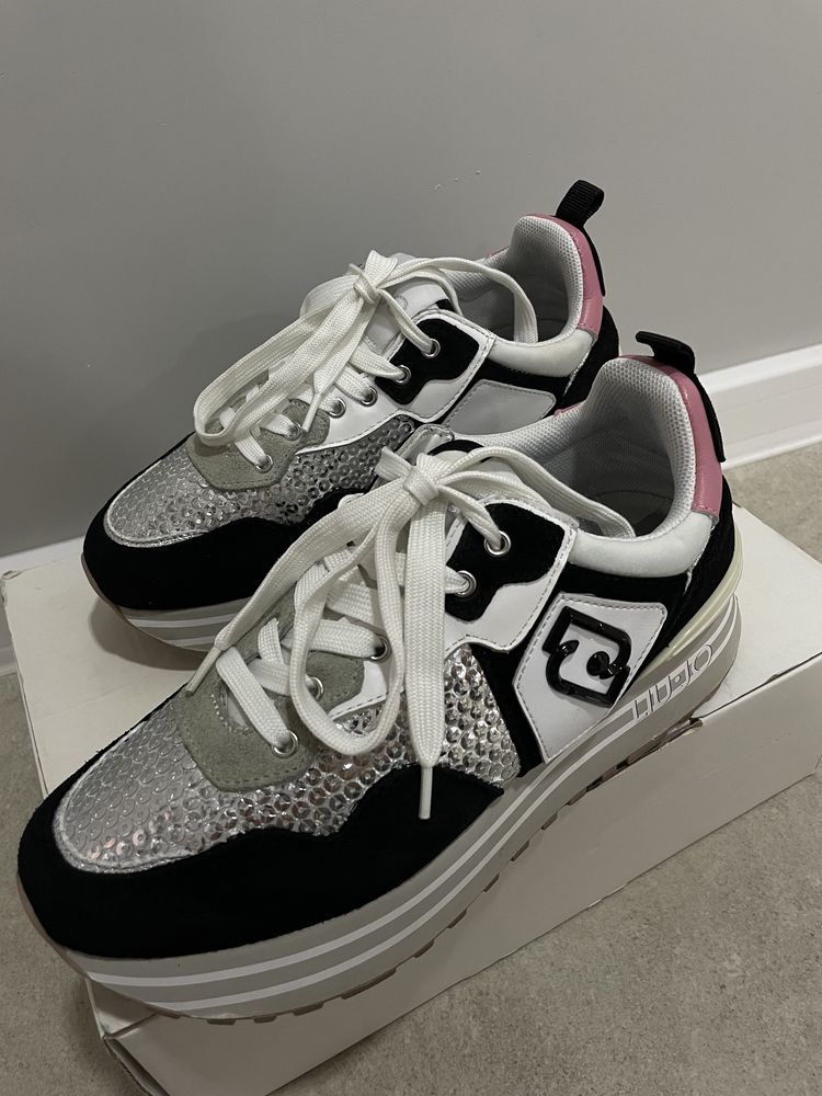Liu Jo,Fila,DKNY,Replayсникърси  и маратонки