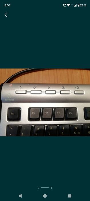 Tastatura cu port usb, casti, mictofon