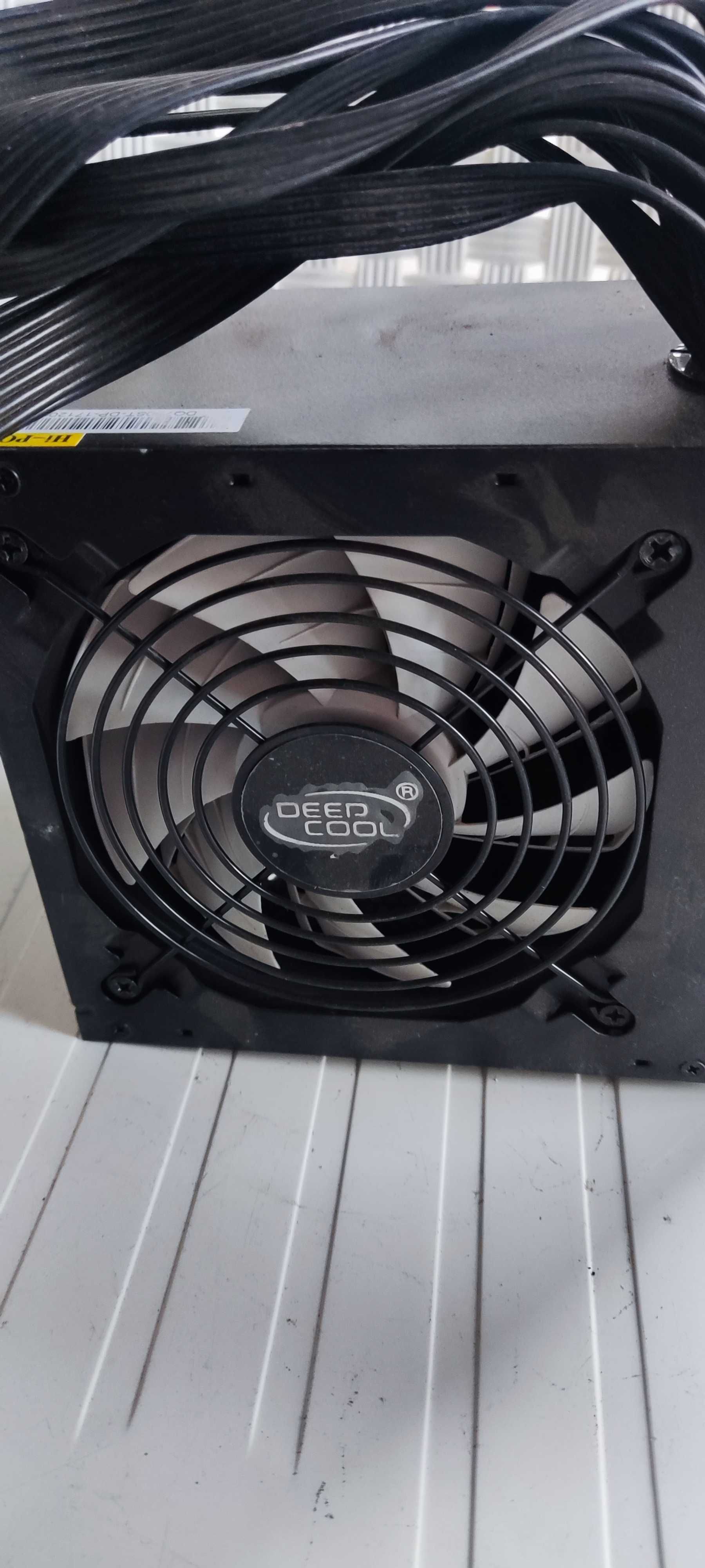 Неработещи компютърни геймърски захранвания от 700W до 850W