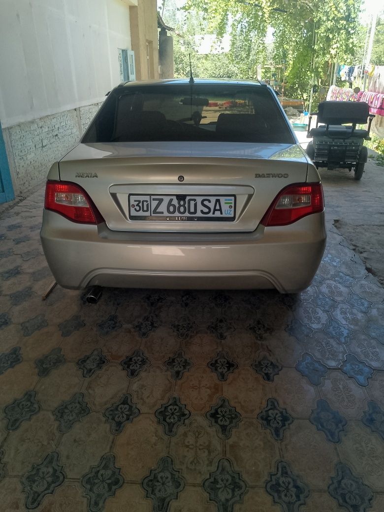 Nexia 2 ideal holatda