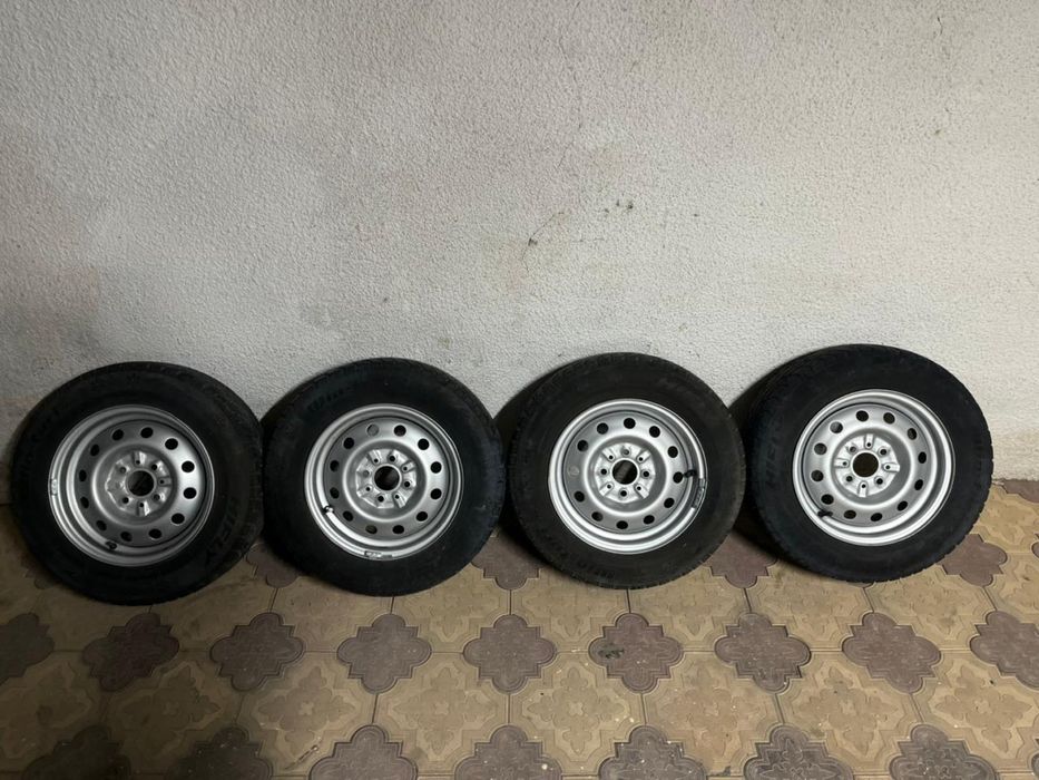 Зимние шины с шипами R13