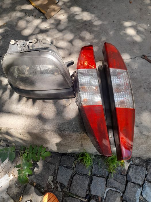 Фарове и стопове за Fiat Doblo