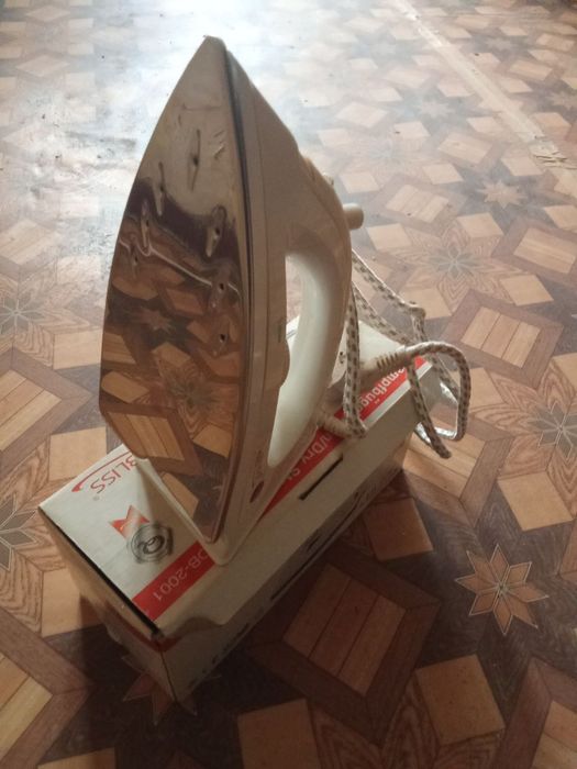 Продается Утюг BLISS