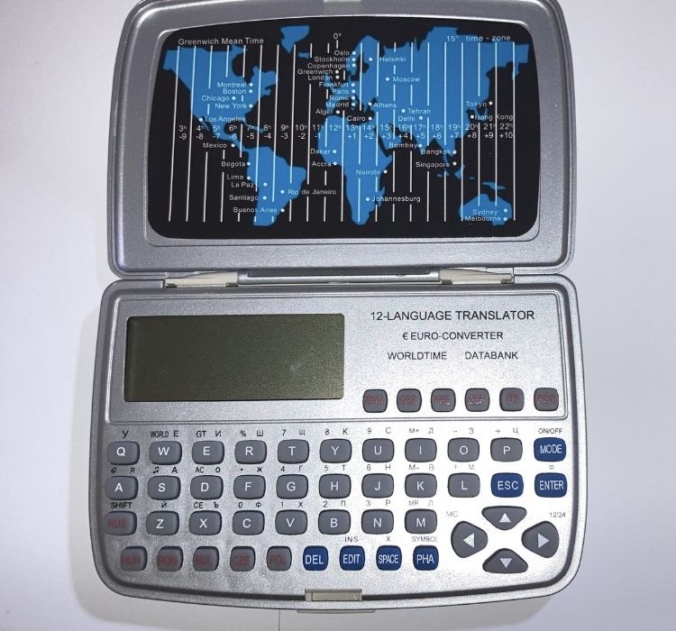Vand translator 12 limbi cu conversie