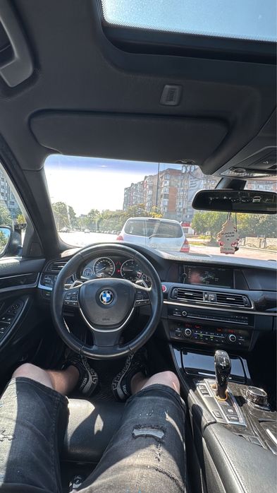 BMW F10 520d M-PACK - Scaune Seria 7,Distronic,Ventilație,Trapă