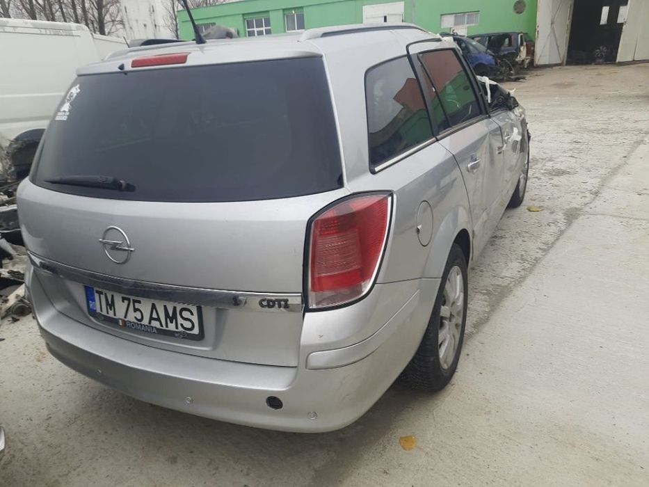 motor fara anexe Opel Astra H motor 1.7cdti 59kw 80cp  Z17DTL vectra C zafira dezmembrez  injector