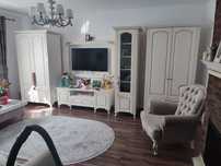 Apartament cu 3 camere decomandat + garaj