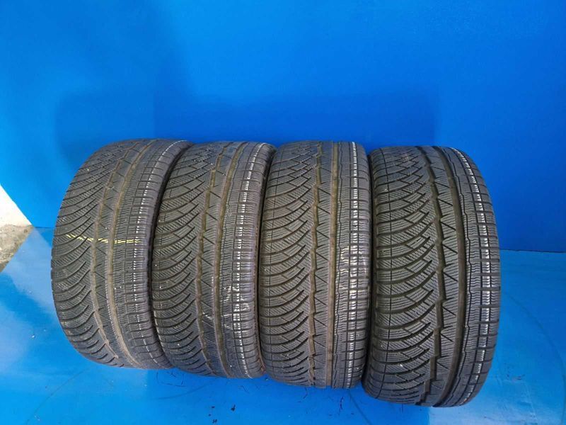 4 Michelin R18 225/40
зимни гуми DOT2517