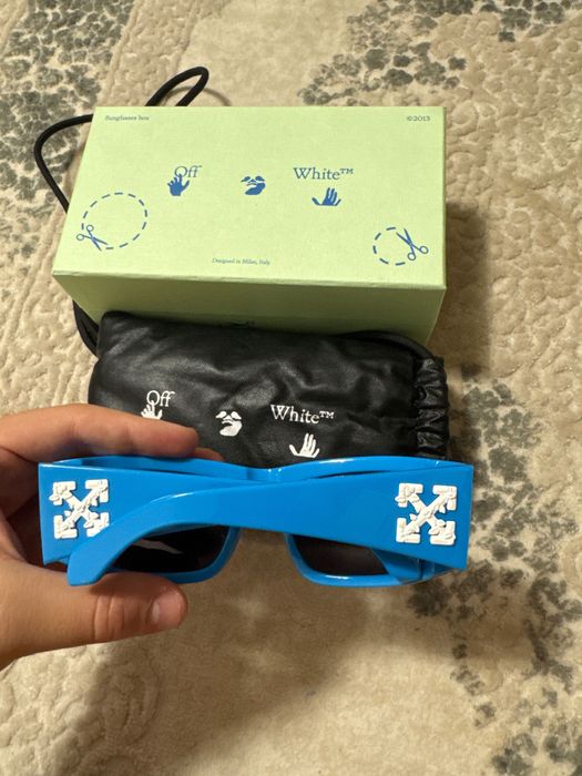 Vand pereche de ochelari off white albastrii