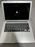 MacBook Air 2017 (7,2) – i5 / 8GB RAM / 256GB SSD -12 cicluri baterie