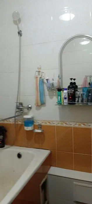 Срочно продаю 2-х комнатную квартиру Сергели, массив Строитель