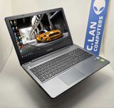 Medion Akoya P6659  i7 6500/8GB/256SSD/1TB HDD/Nvidia 930M-2GB