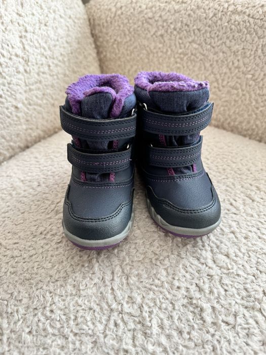 Încălțăminte bebe număr 22