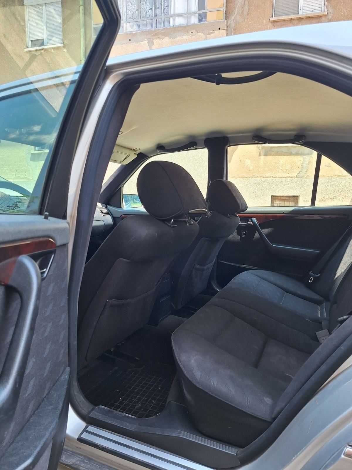 Mercedes C250 140кс