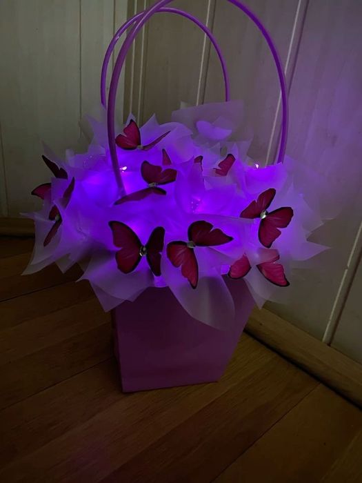 Подарочки из светящиеся бабочек