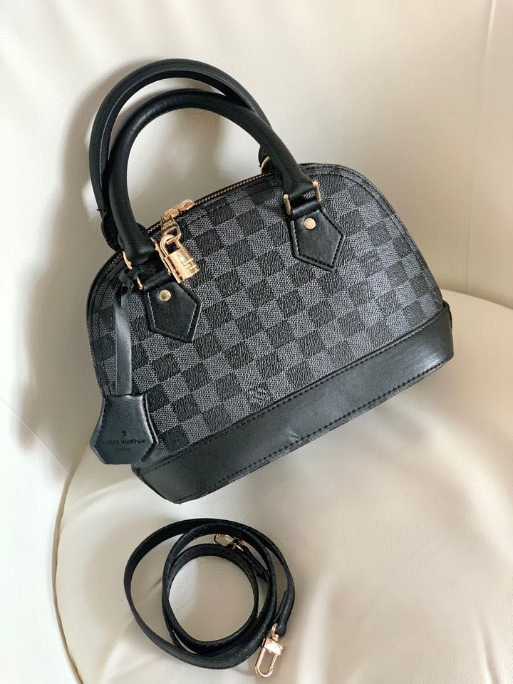 Geanta PREMIUM Louis Vuitton LUX Piele Livrare Rapida 24H Sigilată