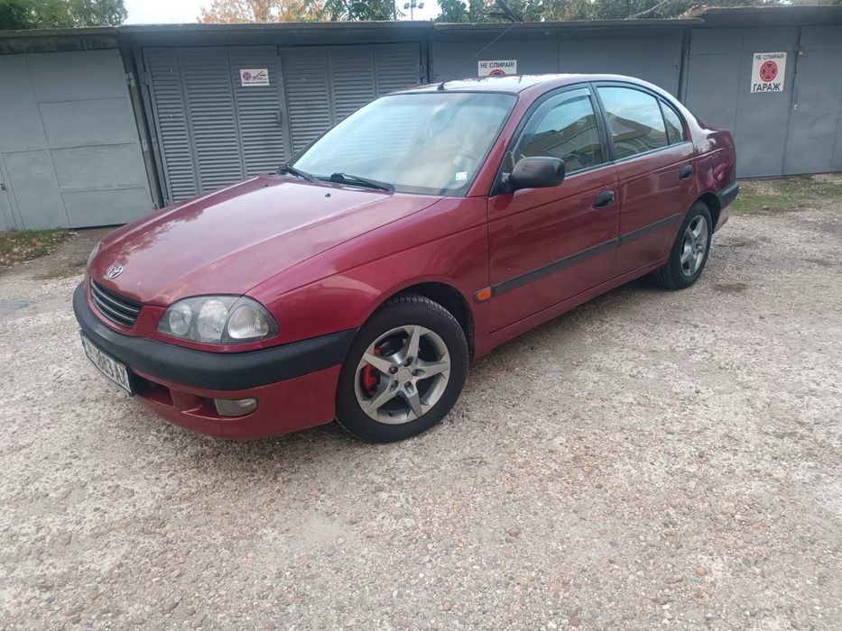 Toyota Avensis ГАЗ БЕНЗИН