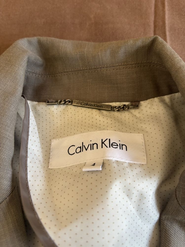 Дамако Сако Calvin Kline размер М