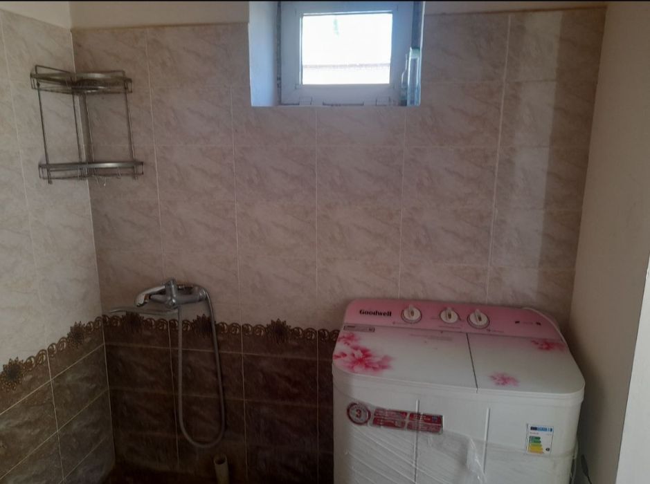 Hovli Sotiladi markazdan