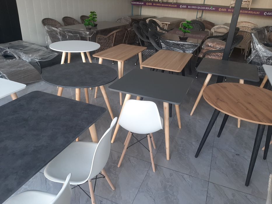 Стол модель Икея гостиной и для кухни