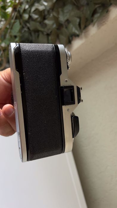 Canon AV-1 SLR 35mm/50mm f1.8