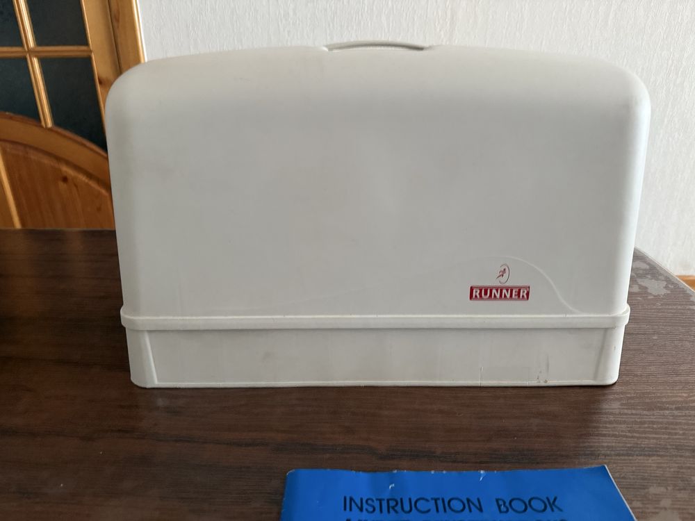 Швейная машинка Janome 389J