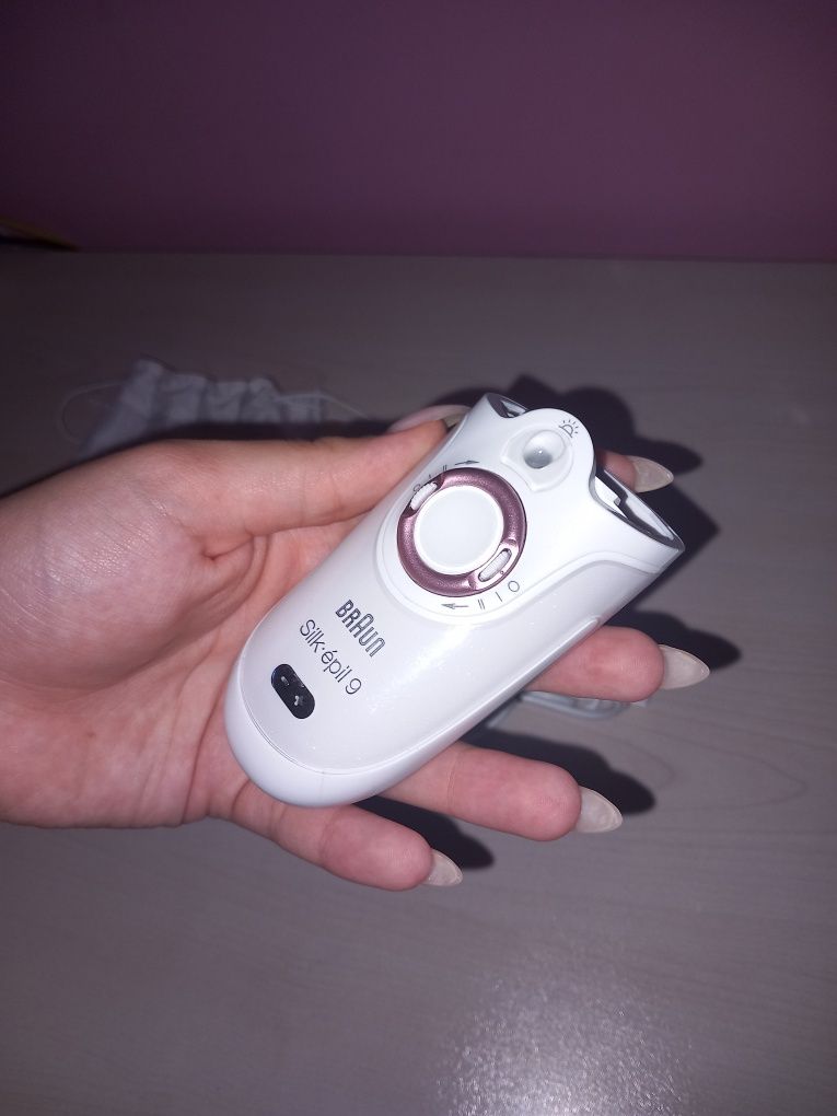 Епилатор Braun Silk-épil 9880 с гаранция