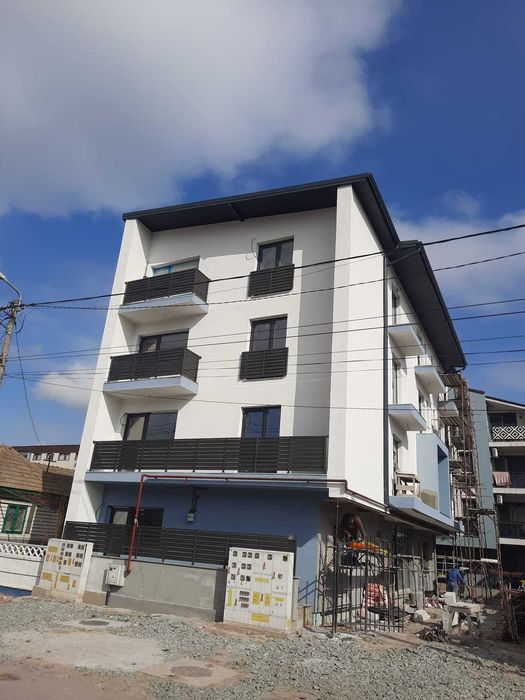 Închiriez Apartament NOU 2025 Centru- Living Bucătarie si 2 Dormitoare