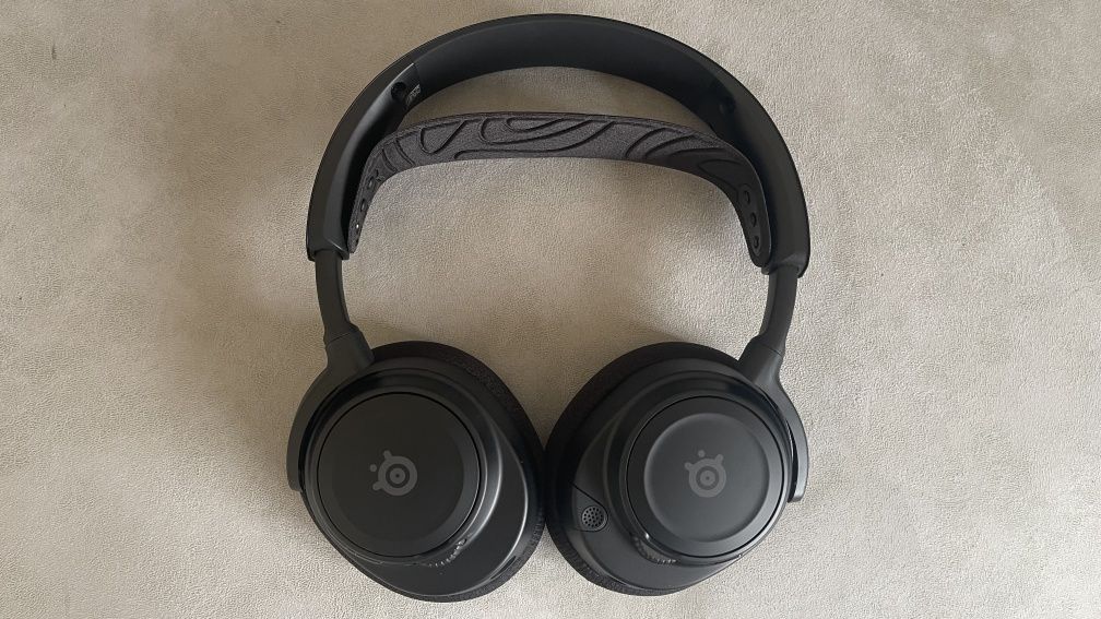 Steelseries Arctis Nova 7 wireless