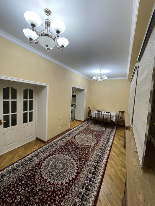 Просторная 4-комнатная квартира с огородом и подвалом