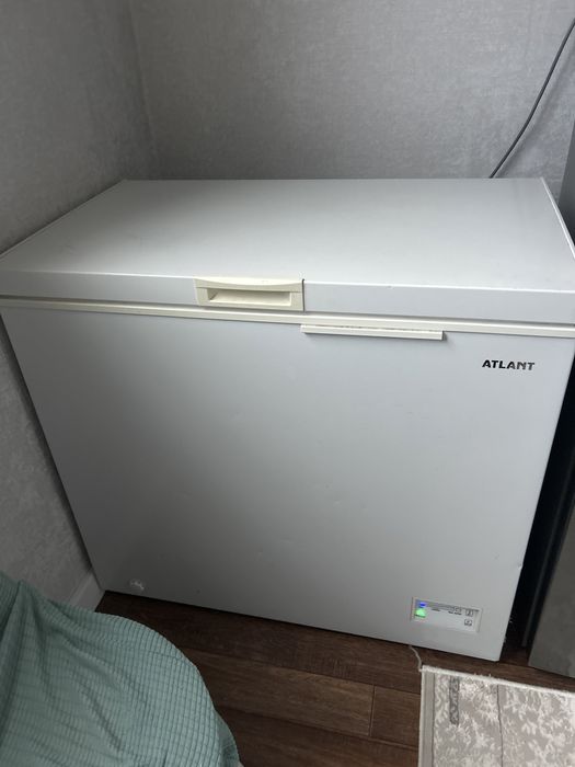 Продам морозильник